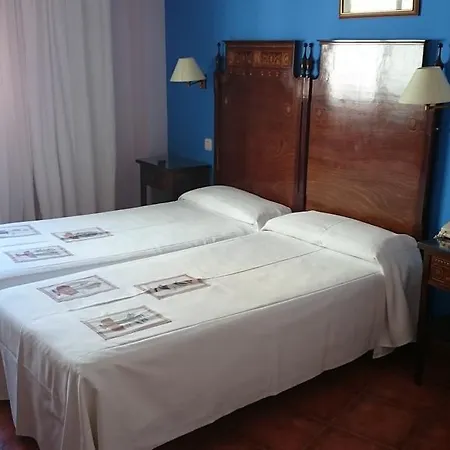 Iberia Plaza America 2* Caces