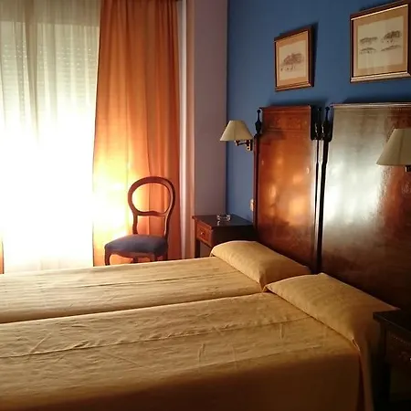 Iberia Plaza América Hotel Caces