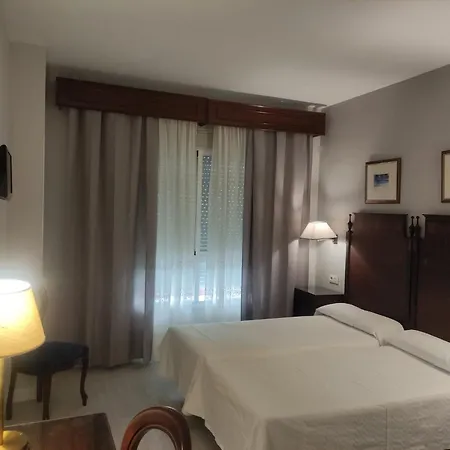 Iberia Plaza América Szálloda