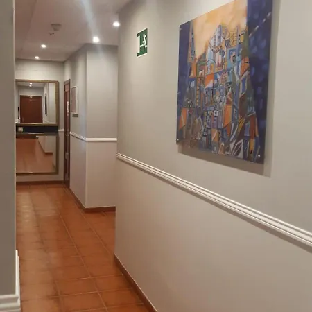 Hotel Iberia Plaza América Caces