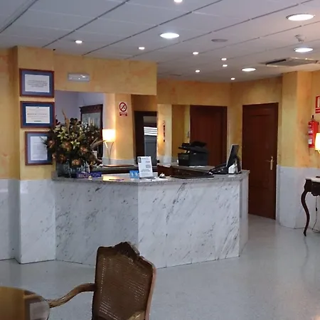 Iberia Plaza América 2* Caces