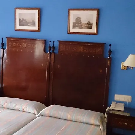 Iberia Plaza America 2*