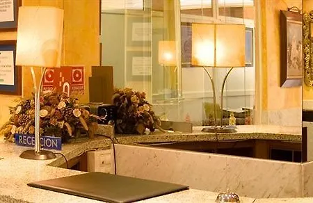 Iberia Plaza América 2*