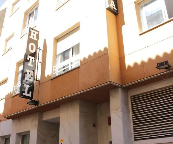 Hotel Iberia Plaza America