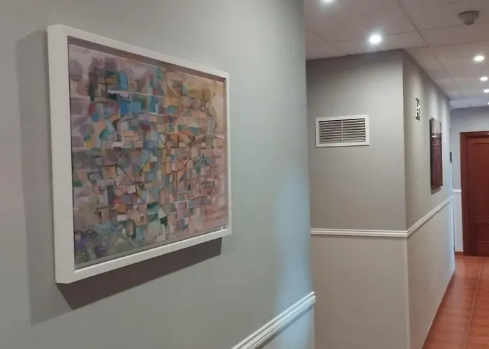 Hotel Iberia Plaza America Caces