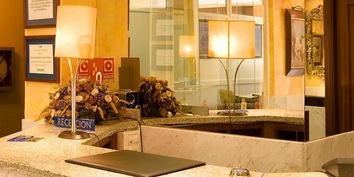 Iberia Plaza América Caces