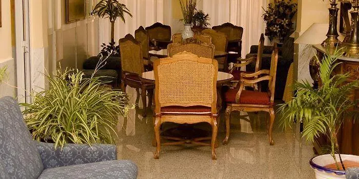 Iberia Plaza América 2*